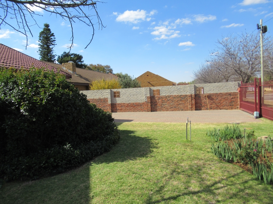 3 Bedroom Property for Sale in Riebeeckstad Free State